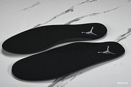 Air “Gunsmoke” 8 Winterized FD1334-001 Jordan 0923